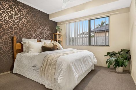 Photo of property in 32 Starlight Cove, Hobsonville, Auckland, 0618