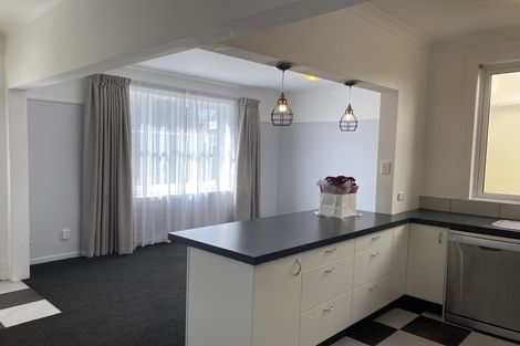 Photo of property in 34f5 Hawkestone Street, Thorndon, Wellington, 6011
