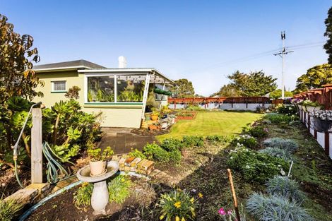 Photo of property in 22 Kapuni Street, Manaia, 4612