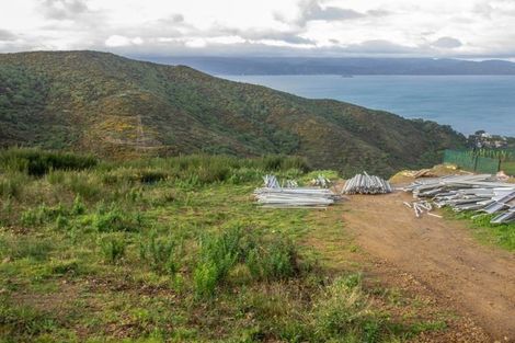 Photo of property in 33 Grumman Lane, Newlands, Wellington, 6037