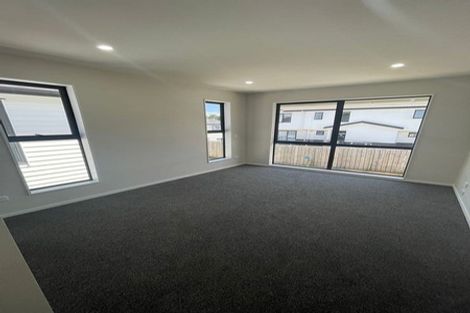 Photo of property in 105a Great South Road, Manurewa, Auckland, 2102