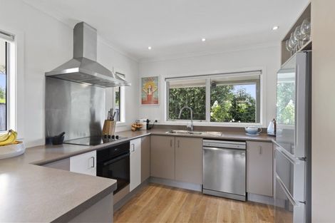 Photo of property in 28 Cotter Street, Greytown, 5712