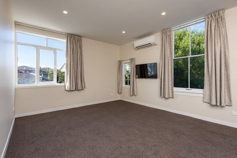 Photo of property in 35 Hankey Street, Mount Cook, Wellington, 6011