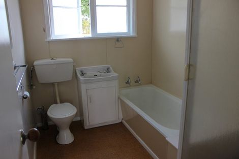 Photo of property in 614f1- Fergusson Drive, Trentham, Upper Hutt, 5018