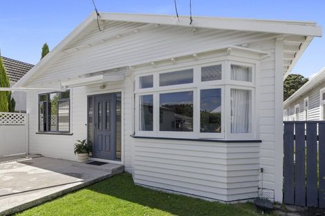 Photo of property in 48 Darlington Road, Miramar, Wellington, 6022