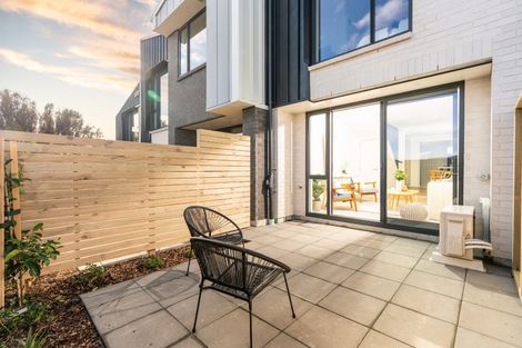 Photo of property in 32 Kaihuia Street, Northland, Wellington, 6012