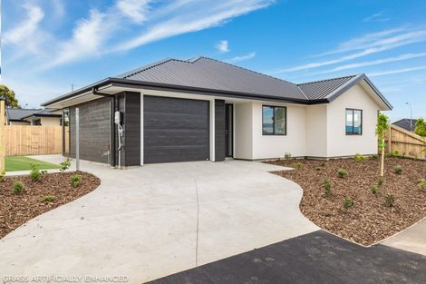 Photo of property in 4 Poipoi Place, Aranui, 8061
