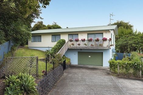 Photo of property in 16b Rossiter Avenue, Waiuku, 2123