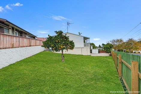 Photo of property in 2 Baycroft Avenue, Parkvale, Tauranga, 3112