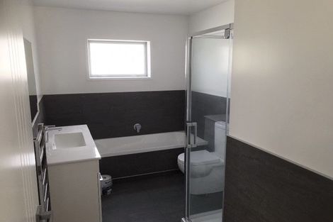 Photo of property in 6a Kirk Street, Waiuku, 2123