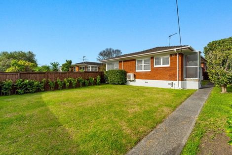 Photo of property in 1/18 Shakespeare Road, Milford, Auckland, 0620