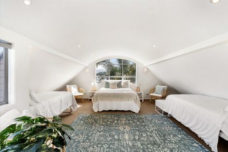 Photo of property in 306 Ocean Road, Whangamata, 3620