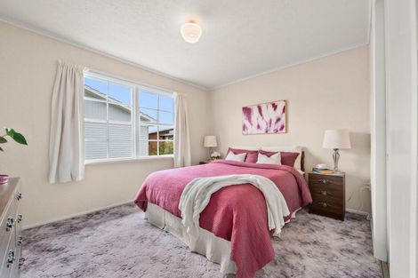 Photo of property in 1/95 Whites Line East, Waiwhetu, Lower Hutt, 5010