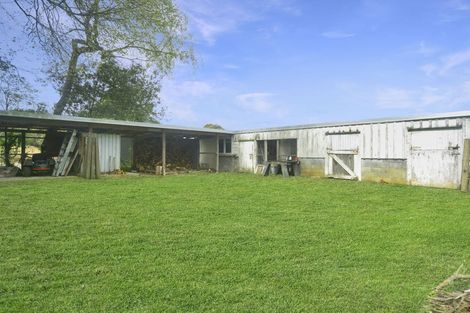 Photo of property in 72 Avenue North Road, Levin, 5510