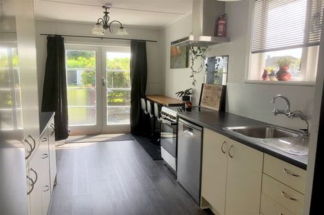 Photo of property in 2 Mccarthy Terrace, Waipukurau, 4200