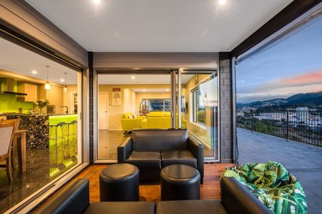 Photo of property in 10 Omaka Place, Aotea, Porirua, 5024