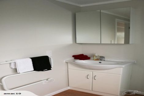 Photo of property in 10 Prisk Street, Melville, Hamilton, 3206