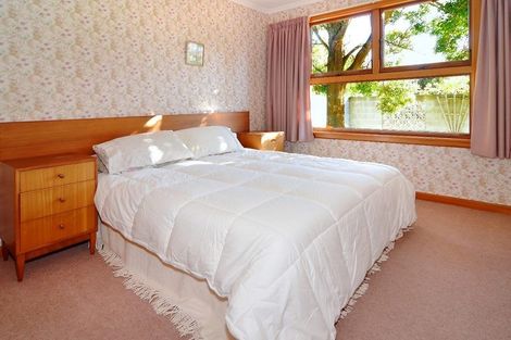 Photo of property in 3 Landsdowne Terrace, Cashmere, Christchurch, 8022