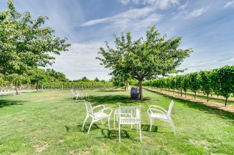 Photo of property in 275 Te Mata Road, Havelock North, 4294