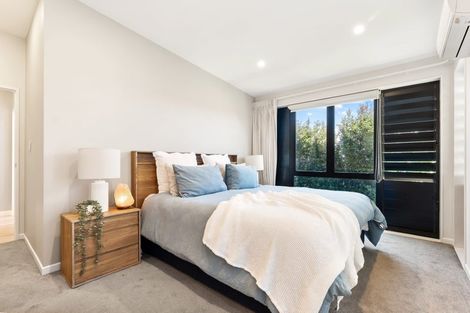 Photo of property in 31 Ascension Crescent, Orewa, 0931