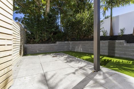 Photo of property in 23 Beach Road, Castor Bay, Auckland, 0620