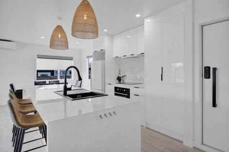 Photo of property in 56 Warwick Road, Stratford, 4332