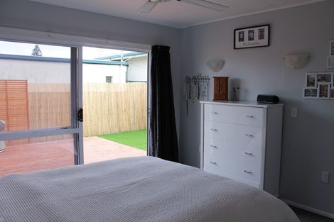 Photo of property in 3/700 Duke Street, Mahora, Hastings, 4120