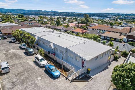 Photo of property in 15/242 Great North Road, Henderson, Auckland, 0612