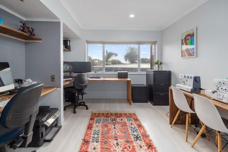 Photo of property in 15a Gordon Road, Mount Maunganui, 3116