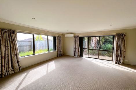 Photo of property in 9 Laurel Oak Drive, Schnapper Rock, Auckland, 0632