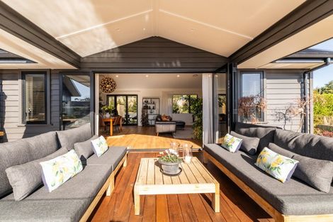 Photo of property in 68 Breadalbane Avenue, Havelock North, 4130