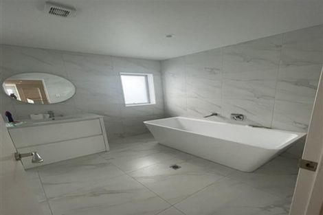 Photo of property in 10 Fort Lincoln Loop, Karaka, Papakura, 2113