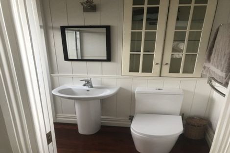 Photo of property in 31 Queen Street, Cambridge, 3434