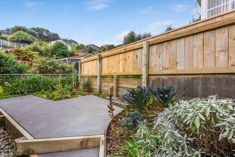 Photo of property in 13 Bracken Street, New Plymouth, 4310