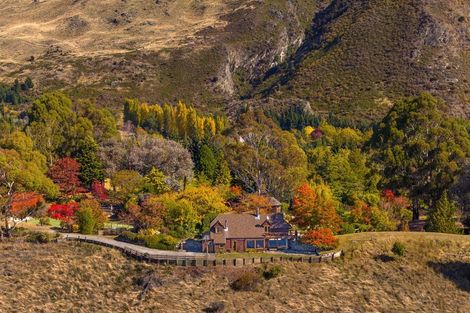Photo of property in 280 Wanaka-mount Aspiring Road, Wanaka, 9382