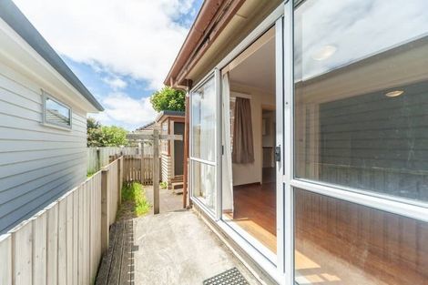 Photo of property in 34 Allington Road, Karori, Wellington, 6012