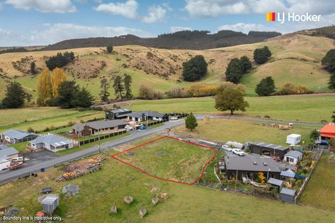 Photo of property in 24 George Street, Waihola, 9073