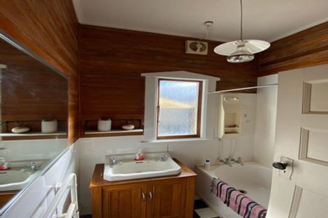 Photo of property in 44 Lyndhurst Street, Takaro, Palmerston North, 4412