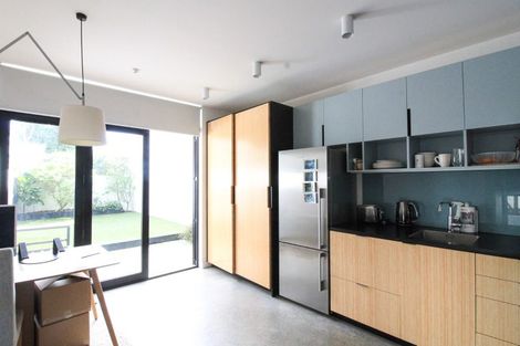 Photo of property in 76 Brougham Street, Mount Victoria, Wellington, 6011