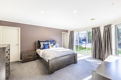 Photo of property in 3 Peppertree Glade, Kelvin Grove, Palmerston North, 4414