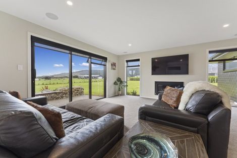 Photo of property in 9 Oriwa Lane, Levin, 5571