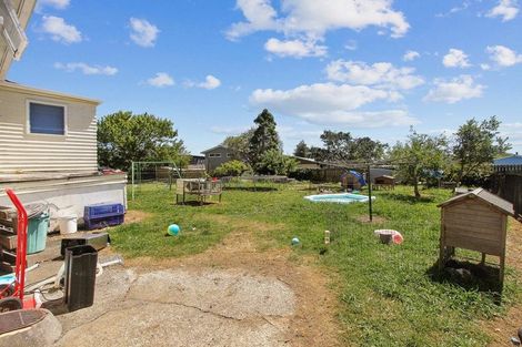 Photo of property in 24 Ranui Avenue, Ranui, Auckland, 0612