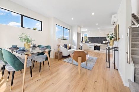 Photo of property in 59a Redwood Drive, Massey, Auckland, 0614