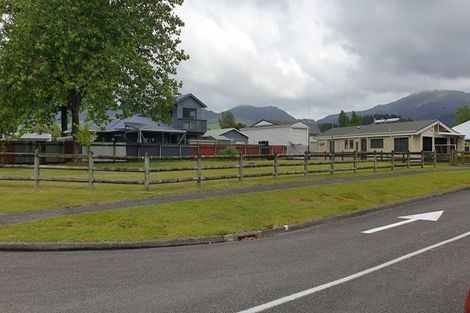 Photo of property in 1 Te Reiti Tamara Grove, Turangi, 3334