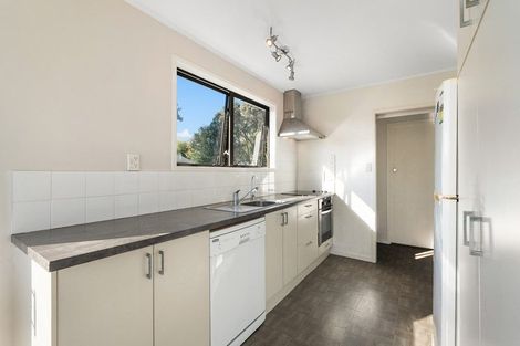 Photo of property in 10 Rena Place, West Harbour, Auckland, 0618