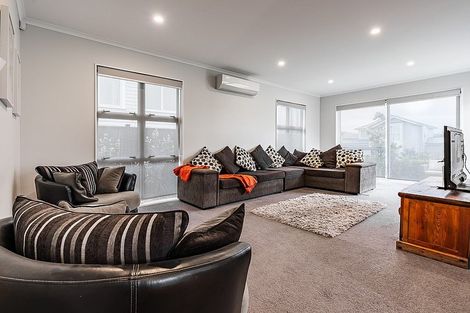 Photo of property in 24 Tyler Davies Drive, Red Beach, 0932