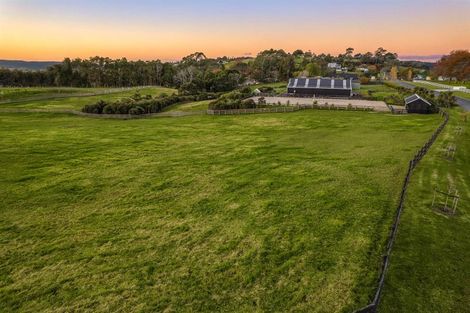 Photo of property in 20 Diamond Lane, Riverhead, Albany, 0793