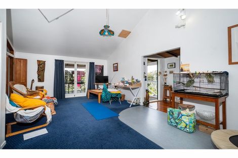 Photo of property in 131 Colwill Road, Massey, Auckland, 0614
