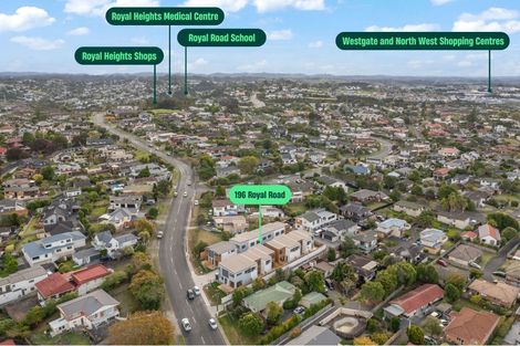 Photo of property in 4/196 Royal Road, Massey, Auckland, 0614
