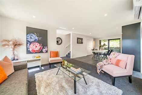 Photo of property in 11 Hastings Grove, Wainuiomata, Lower Hutt, 5014